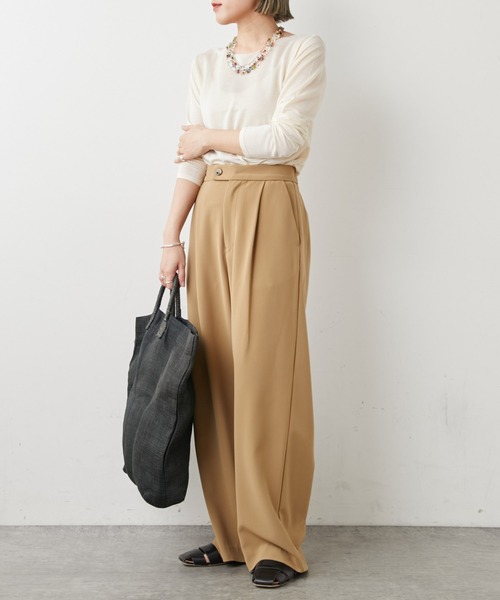 Omekashi（オメカシ）の「ハイウエストワイドパンツ（その他パンツ・レディース・ベージュ/ネイビー/アイボリー/ブルー・38/36）」の13枚目の写真