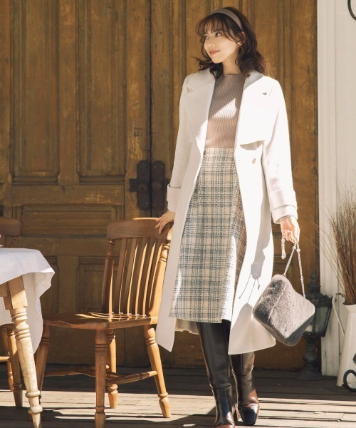 MISCH MASCH（ミッシュマッシュ）の「トレンチコート（トレンチコート・レディース・グレイッシュベージュ/ブラック/モカ・MEDIUM）」の3枚目の写真