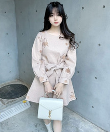 titty＆Co. PETIT by poyo | 【ファッションインフルエンサーPOYO×titty&Co.PETIT】フェイクウール刺繍フレアワンピース(ワンピース)