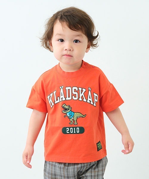 kladskap(クレードスコープ)の「ロゴ×恐竜5分袖Tシャツ(Tシャツ/カットソー・キッズ・アイボリー/レッド・130cm/120cm/100cm/90cm/110cm)」の2枚目の写真