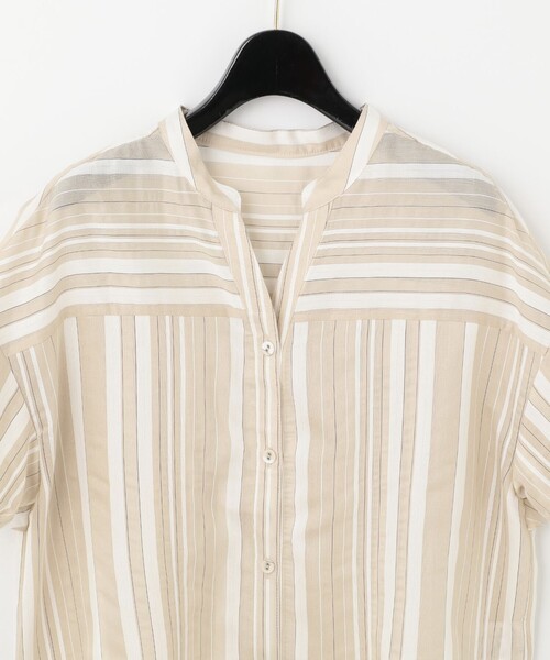 Diagram(ダイアグラム)の「パフスリーブスタンドブラウス(シャツ/ブラウス・レディース・ベージュ/キナリ・36)」の7枚目の写真