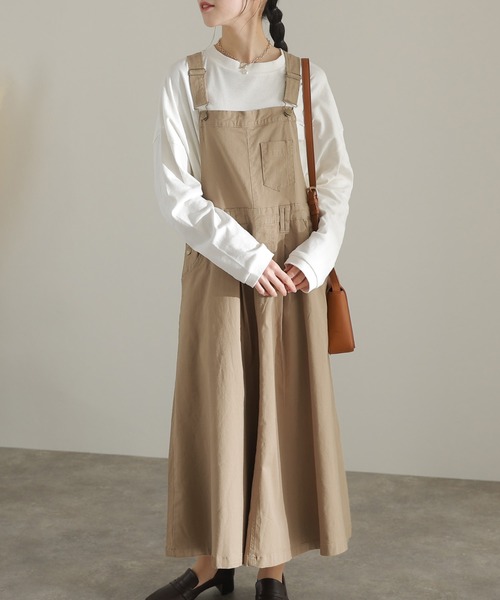 ElegChic(エレグシック)の「マキシ丈 フレア サロペット スカート (サロペット/オーバーオール・レディース・ブラック/ベージュ/カーキ・3L/M/L/XL/4L)」の10枚目の写真