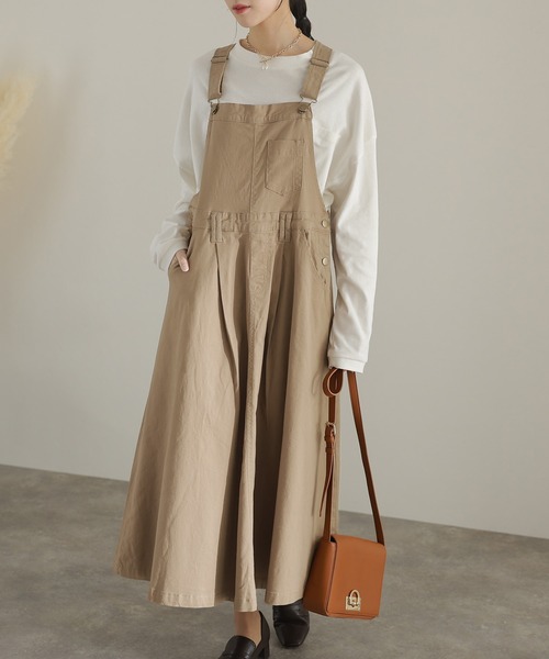 ElegChic(エレグシック)の「マキシ丈 フレア サロペット スカート (サロペット/オーバーオール・レディース・ブラック/ベージュ/カーキ・3L/M/L/XL/4L)」の17枚目の写真