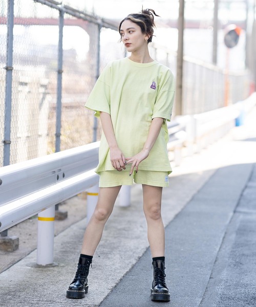 X-girl（エックスガール）の「Champion REVERSE WEAVE SHORT PANTS/チャンピオン　リバースウィーブ　ショートパンツ/スウェットパンツ（その他パンツ・レディース・ブラック/ライトグリーン・S/M/XS）」の7枚目の写真