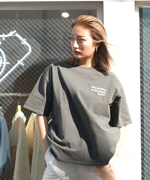 ROXY(ロキシー)の「【ZOZO限定アイテム】LIFE IS BETTER TEE/ロキシー半袖バックプリントTシャツ(Tシャツ/カットソー・レディース・ブラック/グリーン/ナチュラル・FREE)」の6枚目の写真