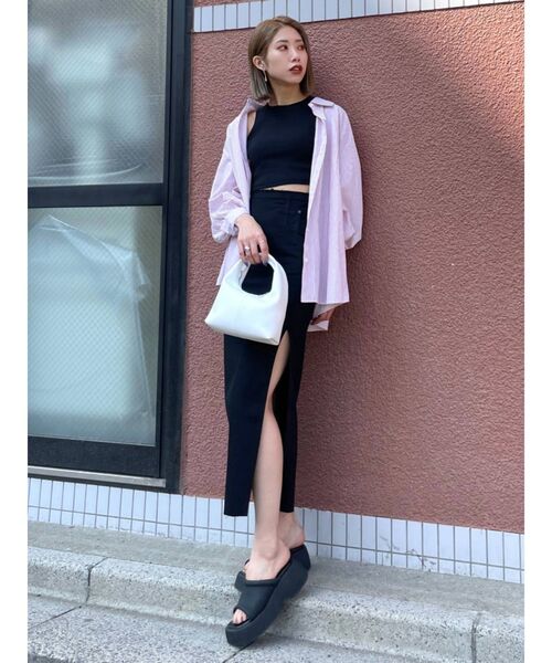 EMODA（エモダ）の「ロングスリットデニムスカート（スカート・レディース・ブラック/インディゴブルー・SMALL/MEDIUM）」の3枚目の写真