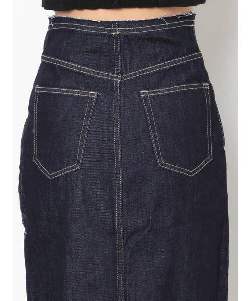 EMODA（エモダ）の「ロングスリットデニムスカート（スカート・レディース・ブラック/インディゴブルー・SMALL/MEDIUM）」の8枚目の写真