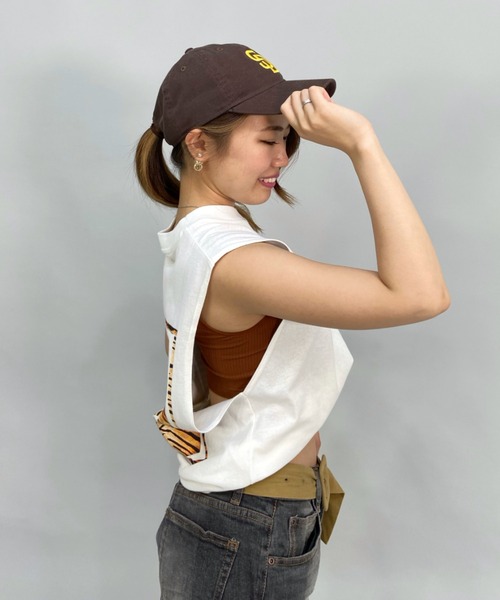 RVCA(ルーカ)の「RVCA/ルーカ ビッグシルエット/オーバーサイズ/ レオパード柄/ヒョウ柄バックプリントタンクトップ BC043-P35(タンクトップ・レディース・ホワイト/ブラック・M/L)」の8枚目の写真