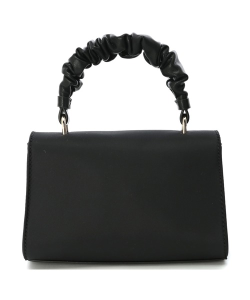 Guess(ゲス)の「MARIANA Top Handle Flap(ショルダーバッグ・レディース・ホワイト/ブラック・ONE SIZE)」の3枚目の写真