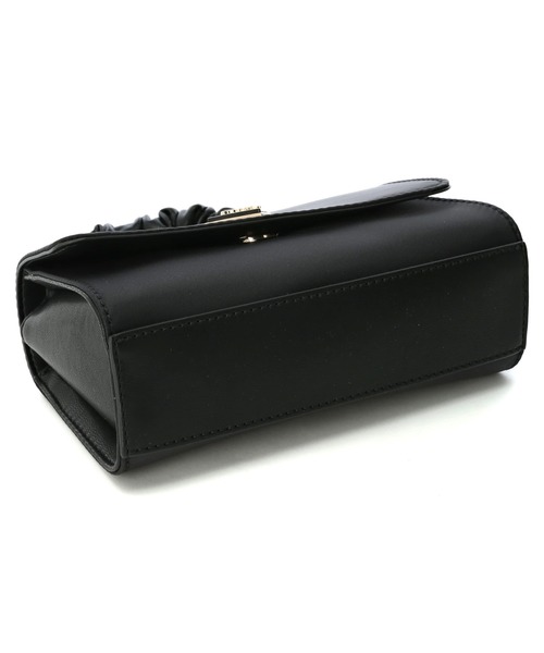 Guess(ゲス)の「MARIANA Top Handle Flap(ショルダーバッグ・レディース・ホワイト/ブラック・ONE SIZE)」の7枚目の写真