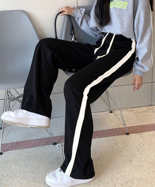 meJane(ミージェーン)の「サイドライン大人スウェットルーズパンツ【ZOZOTOWN限定】(スウェットパンツ・レディース・ブラック・M/L)」の7枚目の写真