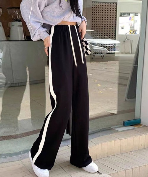 meJane(ミージェーン)の「サイドライン大人スウェットルーズパンツ【ZOZOTOWN限定】(スウェットパンツ・レディース・ブラック・M/L)」の9枚目の写真