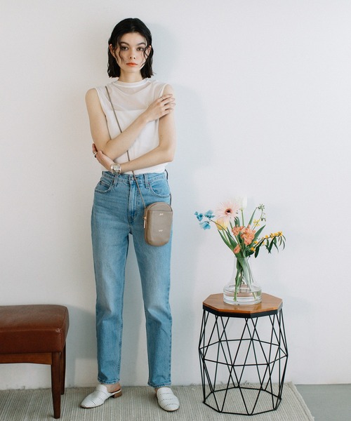 Beau're（ヴュレ）の「BEAURE ヴュレ カウレザー ラウンド スマホショルダーバッグ（ショルダーバッグ・レディース・ブラック/グレー/オレンジ/ラベンダー/ライトブラウン/ベージュ系その他/グリーン/ブラウン・FREE）」の12枚目の写真