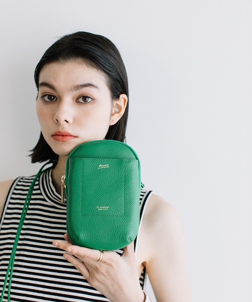 Beau're（ヴュレ）の「BEAURE ヴュレ カウレザー ラウンド スマホショルダーバッグ（ショルダーバッグ・レディース・ブラック/グレー/オレンジ/ラベンダー/ライトブラウン/ベージュ系その他/グリーン/ブラウン・FREE）」の20枚目の写真