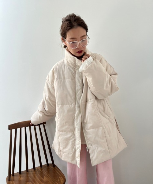 y/m by misato（イムバイミサト）の「ヴィンテージタフタスタンドカラージャケット（ダウンジャケット/コート・レディース・ブラック/カーキ/アイボリー・FREE）」の6枚目の写真