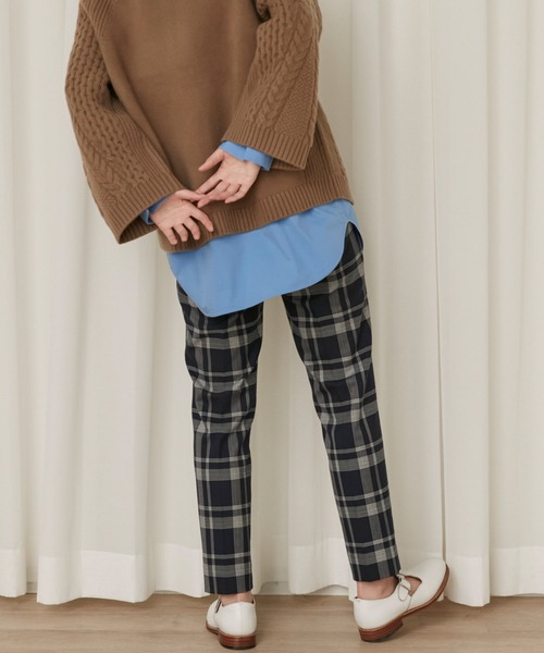 INED（イネド）の「【冬の美脚パンツ】ウールミックステーパードパンツ（その他パンツ・レディース・その他4/ブラック/レッド/ネイビー/その他3/オフホワイト・5号/7号/9号/11号）」の22枚目の写真
