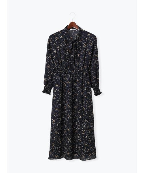 Te chichi TERRASSE（テチチテラス）の「ペイント柄プリントワンピース（ワンピース・レディース・グリーン/ネイビー/モカ・ﾌﾘ-）」の3枚目の写真