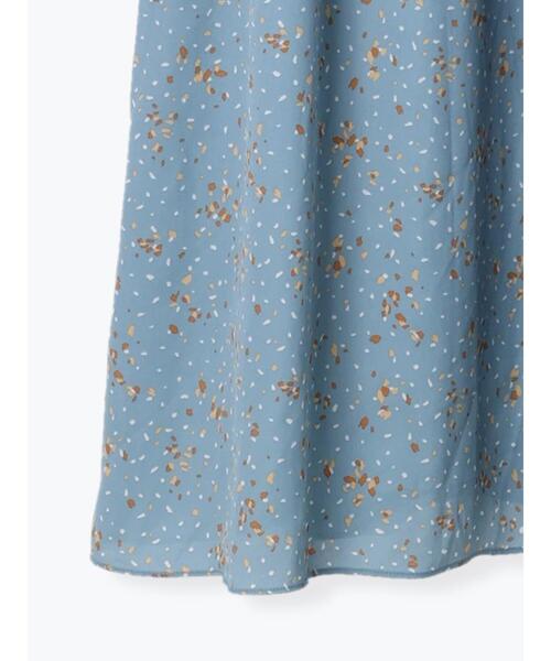 Te chichi TERRASSE（テチチテラス）の「ペイント柄プリントワンピース（ワンピース・レディース・グリーン/ネイビー/モカ・ﾌﾘ-）」の8枚目の写真