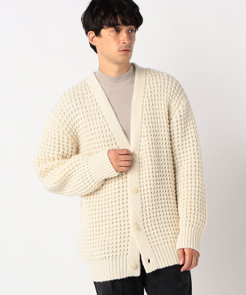 COMME CA ISM(コムサイズム)の「ワッフル編み Vネックカーディガン(カーディガン/ボレロ・メンズ・アイボリー/ライラック/ダークブラウン/グリーン・FREE)」の2枚目の写真