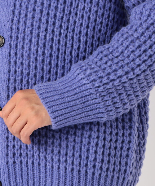 COMME CA ISM(コムサイズム)の「ワッフル編み Vネックカーディガン(カーディガン/ボレロ・メンズ・アイボリー/ライラック/ダークブラウン/グリーン・FREE)」の12枚目の写真