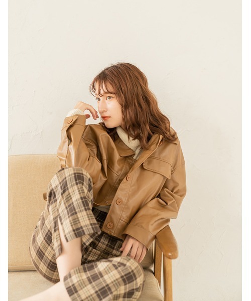 chocomee（チョコミー）の「fake leather jacket/フェイクレザージャケット（ブルゾン・レディース・ブラウン/ブラック・FREE）」の9枚目の写真