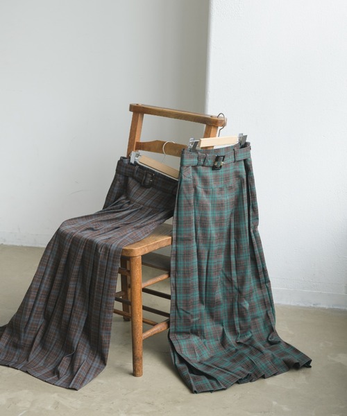 idem(イデム)の「belted pleats check skirt/プリーツチェックロングスカート(スカート・レディース・グレー/グリーン・FREE/SMALL)」の9枚目の写真