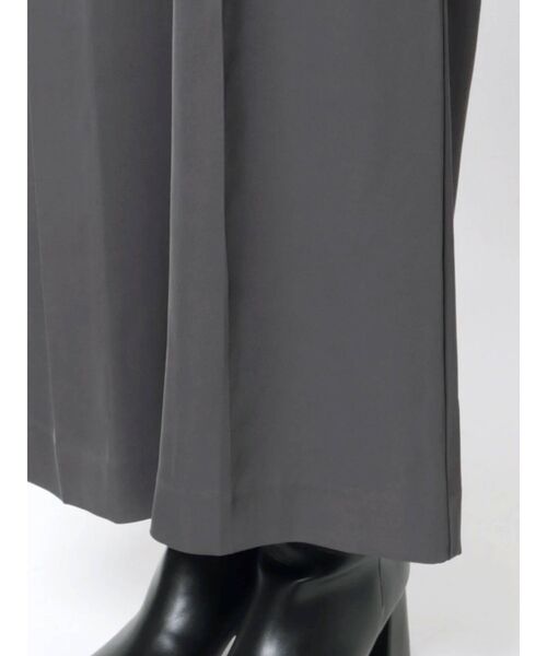 MURUA（ムルーア）の「ウエストベルトワイドロンパース（ワンピース・レディース・モカ/ダークグレー・FREE）」の7枚目の写真