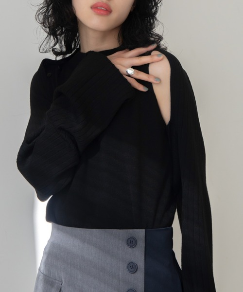 VACANCY(ヴァカンシー)の「アームショルダーマルチウェイニット(ニット/セーター・レディース・ブラック/ライトグレー・FREE)」の3枚目の写真