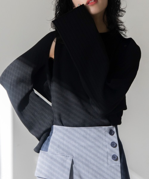 VACANCY(ヴァカンシー)の「アームショルダーマルチウェイニット(ニット/セーター・レディース・ブラック/ライトグレー・FREE)」の5枚目の写真