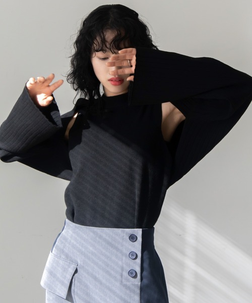VACANCY(ヴァカンシー)の「アームショルダーマルチウェイニット(ニット/セーター・レディース・ブラック/ライトグレー・FREE)」の6枚目の写真