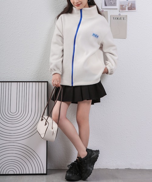 MAISON DE THERESE(メゾン ド テレーズ)の「暖かいボアアウター(ブルゾン・レディース・ネイビー/アイボリー・M/L)」の2枚目の写真