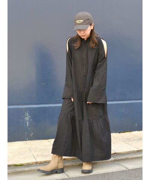 Ungrid(アングリッド)の「ショルダースリットスタンドカラーシャツワンピース(ワンピース・レディース・その他1/オフホワイト/ブラック・FREE)」の14枚目の写真