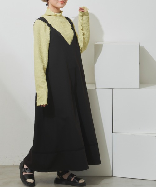 MERLOT(メルロー)の「フレアシルエットで楽に着れる レースラインジャンパースカート(ジャンパースカート・レディース・ベージュ/ブラック・FREE)」の13枚目の写真