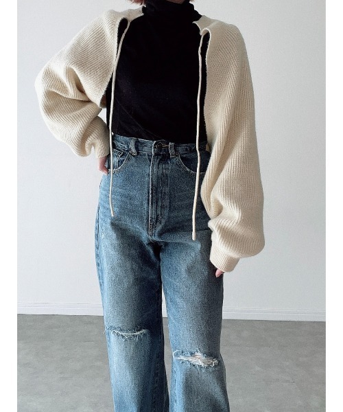 Yucca(ユッカ)の「ヒザダメージ加工デニムパンツ(MEKKE 低身長向け)(デニムパンツ・レディース・ブルー/サックスブルー・X-SMALL/SMALL/MEDIUM)」の17枚目の写真