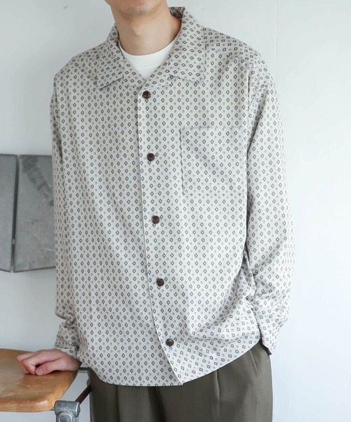 SENSE OF PLACE by URBAN RESEARCH（センスオブプレイスバイアーバンリサーチ）の「『セットアップ対応』コモンガラオープンカラールーズシャツA（シャツ/ブラウス・メンズ・ブラック/ライトカーキ/ライトベージュ・SMALL/MEDIUM/LARGE）」の8枚目の写真