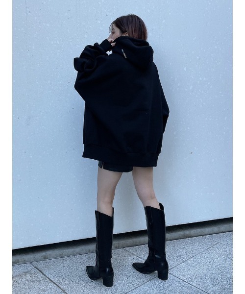 ENVYM（アンビー）の「カラーエンブロイダリールーズＰＯ（パーカー・レディース・ホワイト/パープル/ブルー/ブラック・FREE）」の16枚目の写真