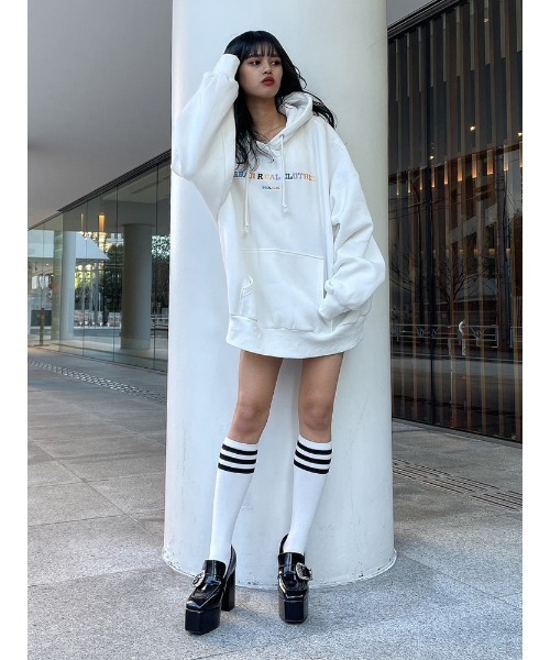 ENVYM（アンビー）の「カラーエンブロイダリールーズＰＯ（パーカー・レディース・ホワイト/パープル/ブルー/ブラック・FREE）」の20枚目の写真