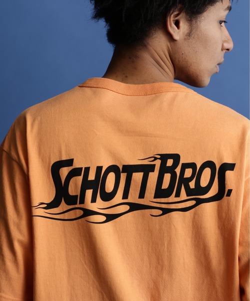 schott（ショット）の「Schott/ショット/SS T-SHIRT "FIRE SCRIPT"/"ファイア スクリプト" Tシャツ（Tシャツ/カットソー・メンズ・オフホワイト/サックスブルー/ブラック/オレンジ・M/XL/L/2XL）」の4枚目の写真