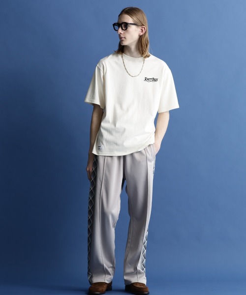 schott（ショット）の「Schott/ショット/SS T-SHIRT "FIRE SCRIPT"/"ファイア スクリプト" Tシャツ（Tシャツ/カットソー・メンズ・オフホワイト/サックスブルー/ブラック/オレンジ・M/XL/L/2XL）」の7枚目の写真