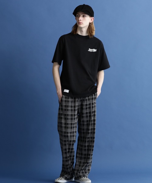 schott（ショット）の「Schott/ショット/SS T-SHIRT "FIRE SCRIPT"/"ファイア スクリプト" Tシャツ（Tシャツ/カットソー・メンズ・オフホワイト/サックスブルー/ブラック/オレンジ・M/XL/L/2XL）」の13枚目の写真