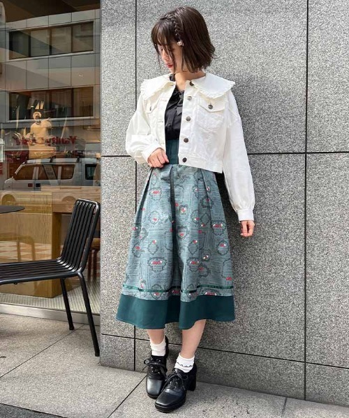 axes femme POETIQUE(アクシーズファムポエティック)の「ビッグ襟ショートブルゾン(ブルゾン・レディース・キナリ/その他/ブラック・MEDIUM)」の12枚目の写真