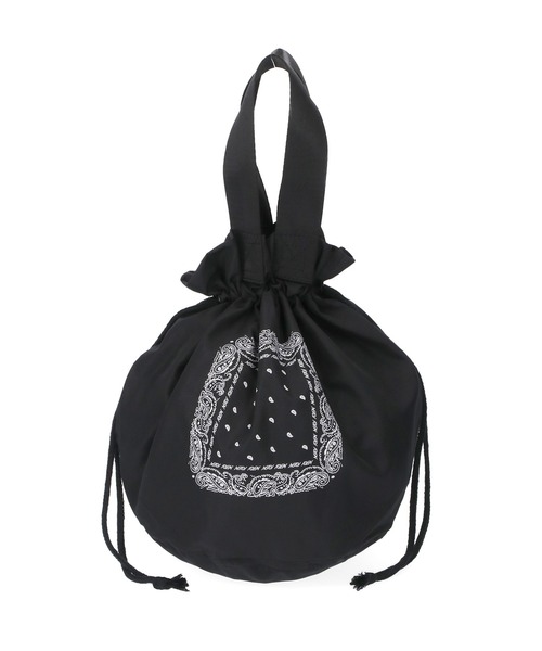 NERGY（ナージー）の「バンダナプリントサークルバッグ（トートバッグ・レディース・ホワイト/ブラック・FREE）」の4枚目の写真