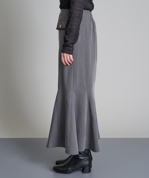 A de a.v.v（アードアー・ヴェ・ヴェ）の「（セットアップ可）サス付きハイウエストマーメイドスカート（スカート・レディース・グレー/ブルー・SMALL/MEDIUM/36/38）」の8枚目の写真