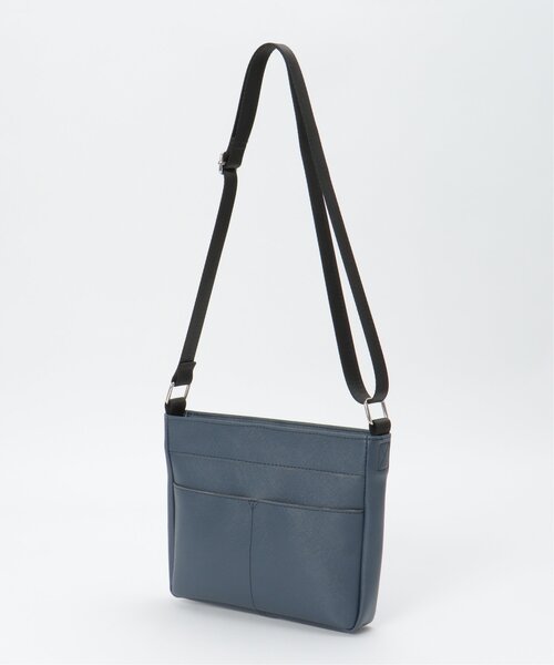 ikka(イッカ)の「レザータッチサフィアーノショルダーバッグ(ショルダーバッグ・メンズ・ブラック/ネイビー/ダークネイビー/ダークブラウン/モカ・FREE)」の18枚目の写真