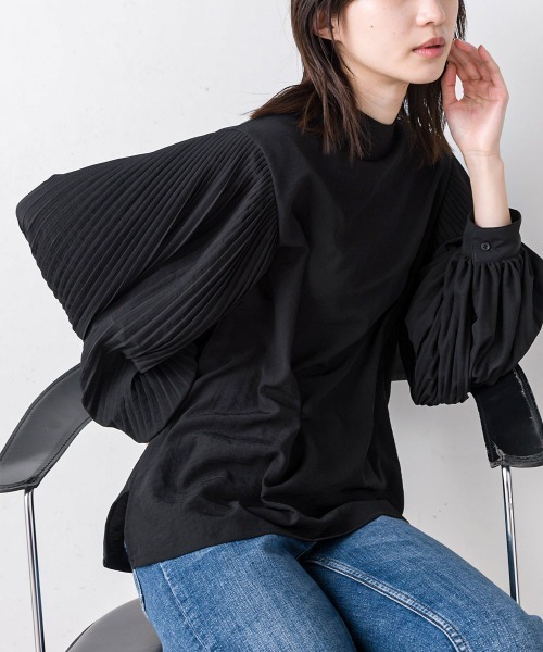 terrace(テラス)の「プリーツスリーブブラウス(シャツ/ブラウス・レディース・ブラック/ライトカーキ/ラベンダー・MEDIUM)」の1枚目の写真