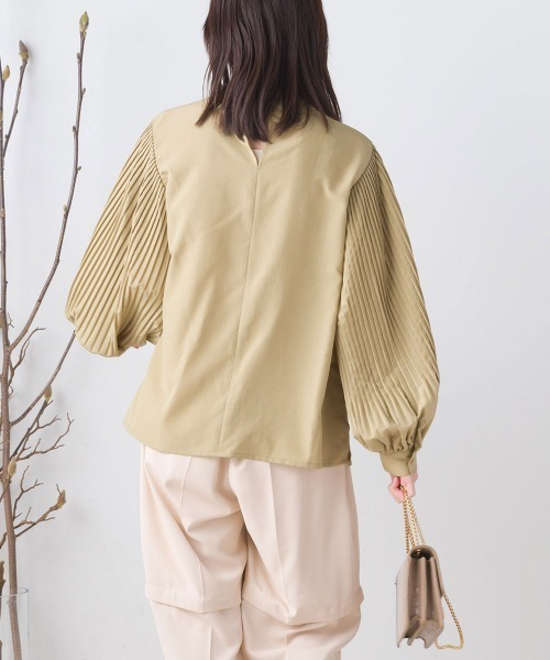 terrace(テラス)の「プリーツスリーブブラウス(シャツ/ブラウス・レディース・ブラック/ライトカーキ/ラベンダー・MEDIUM)」の17枚目の写真