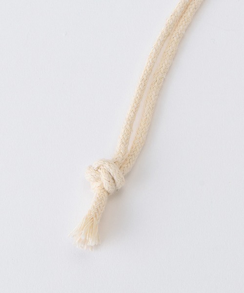 LOVETOXIC（ラブトキシック）の「巾着つきクリアショルダーBAG（バックパック/リュック・キッズ・オフホワイト/ベージュ/サックスブルー/ブラック・FREE）」の9枚目の写真