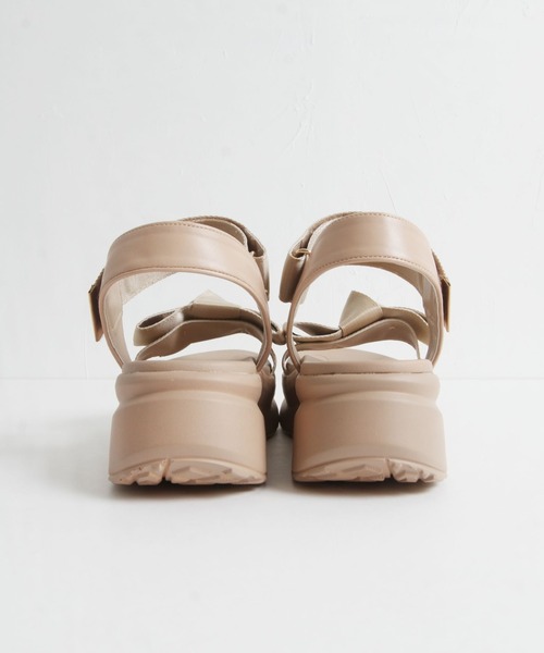 tocco closet（トッコ　クローゼット）の「サテンテープリボンサンダル（サンダル・レディース・ブラック/グレー・M/L/LL）」の10枚目の写真