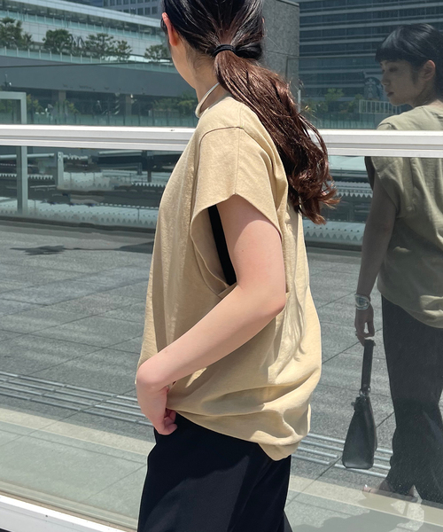 PRE_（プレ）の「【PRE_/プレ】ショートスリーブカットソー（Tシャツ/カットソー・レディース・チャコールグレー/カーキ/イエロー・36/38）」の4枚目の写真