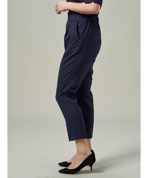 Perfect Suit FActory（パーフェクトスーツファクトリー）の「【セットアップ可能】麻調メッシュパンツ　ベージュ/ネイビー（スーツパンツ・レディース・ネイビー/ベージュ・S/M/SS/L）」の11枚目の写真